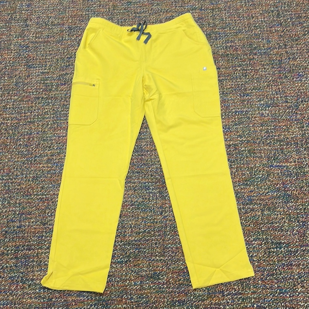Figs large light gold yola